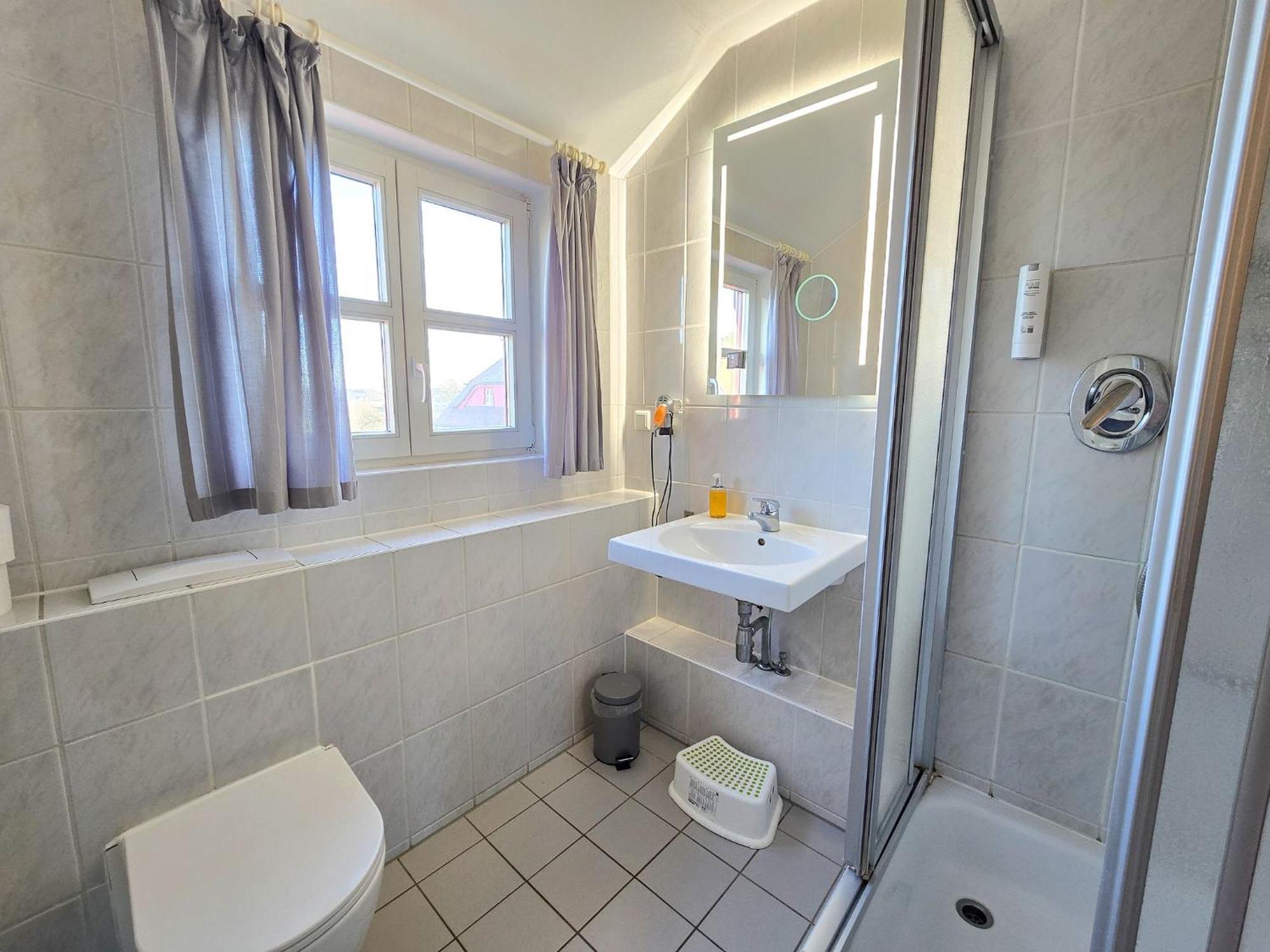 Feriendorf Rugana - Budget Appartement Mit 1 Schlafzimmer B57 Dranske Esterno foto